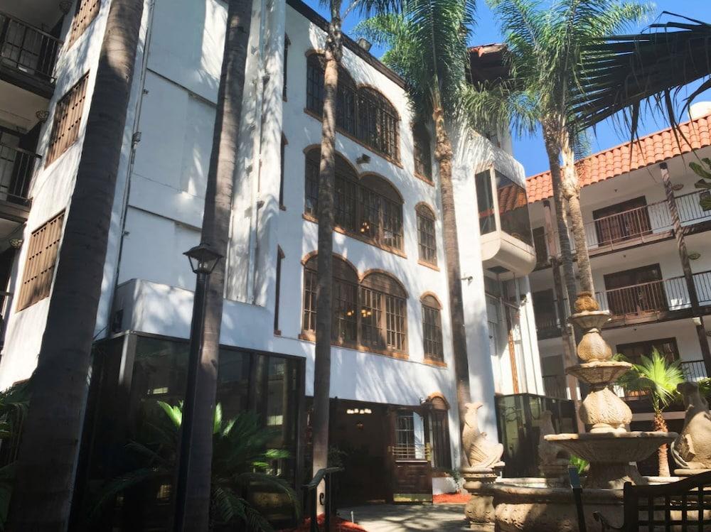 Buena Park Grand Hotel & Suites ภายนอก รูปภาพ