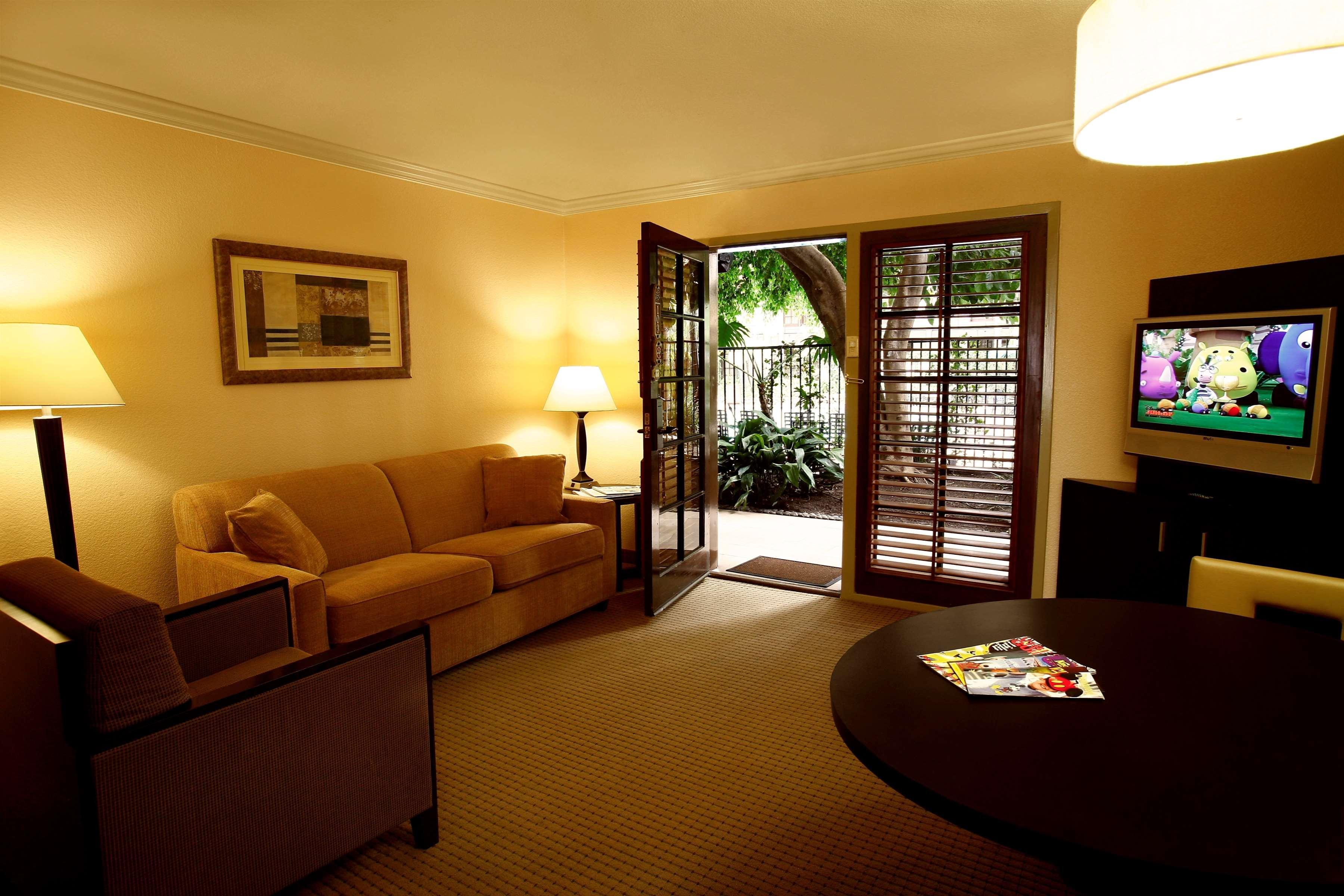 Buena Park Grand Hotel & Suites ภายนอก รูปภาพ