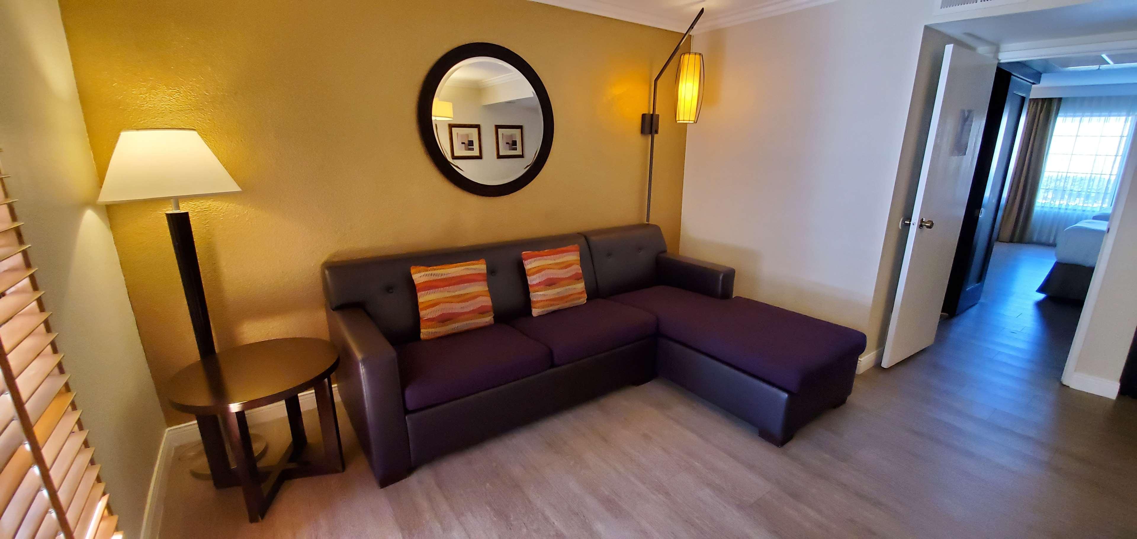 Buena Park Grand Hotel & Suites ภายนอก รูปภาพ