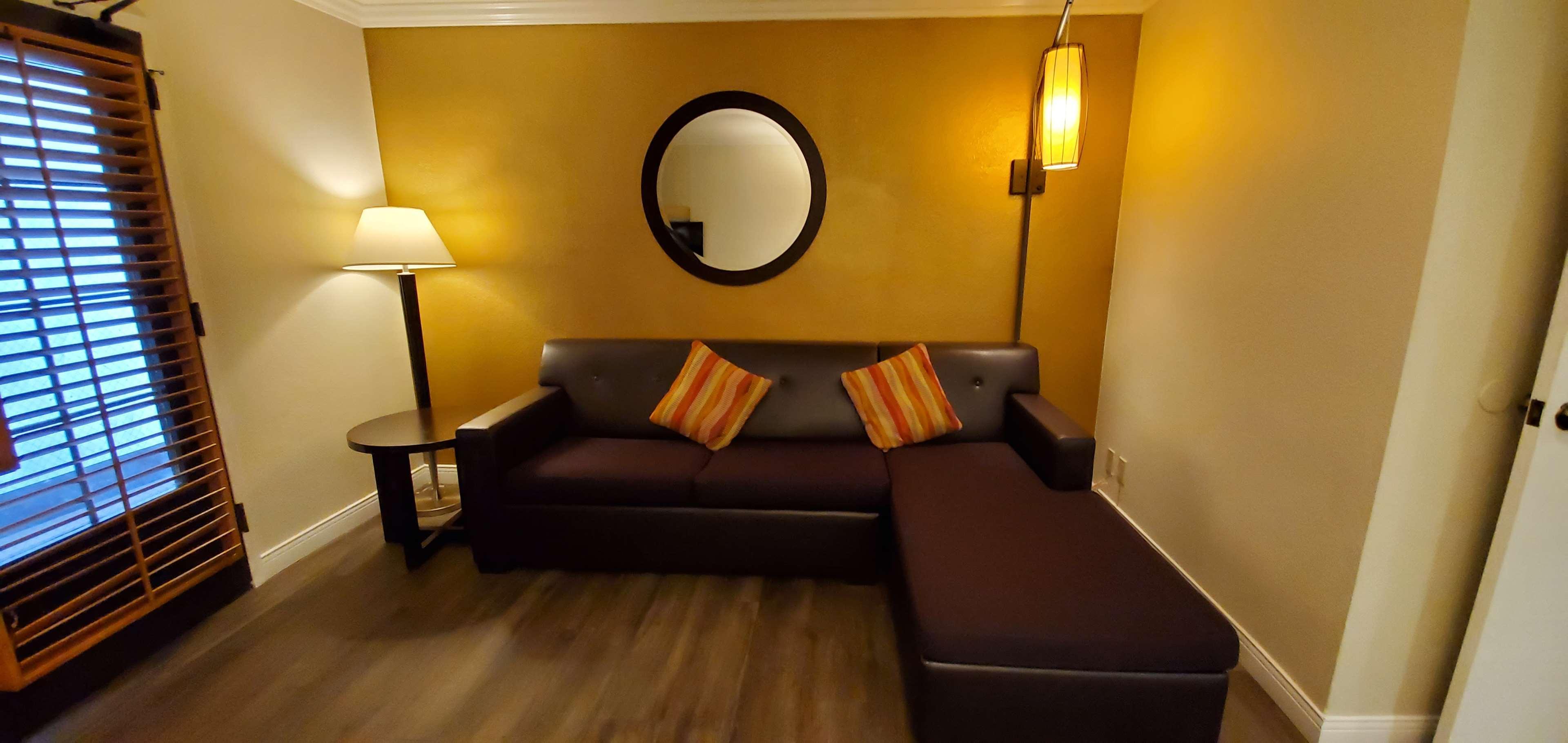 Buena Park Grand Hotel & Suites ภายนอก รูปภาพ