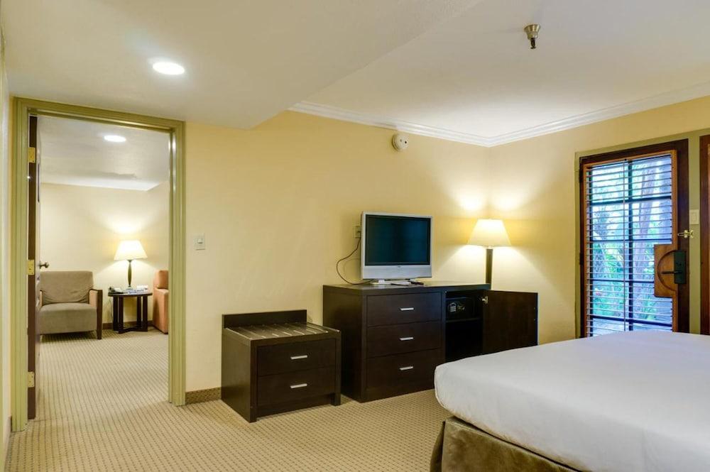 Buena Park Grand Hotel & Suites ภายนอก รูปภาพ